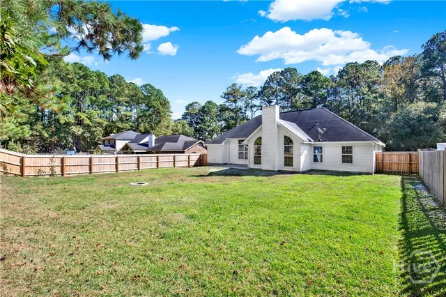 $2,400 | 387 Shady Hill Circle, Richmond Hill, GA 31324