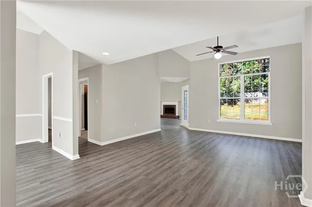 $2,400 | 387 Shady Hill Circle, Richmond Hill, GA 31324