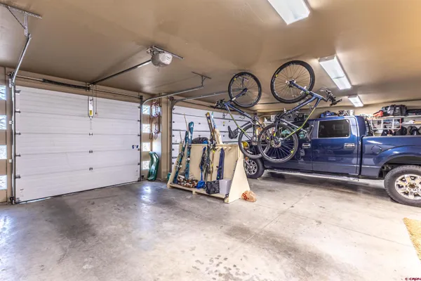 $1,100,000 | 8520 Tampico Court, Farmington, NM 87402