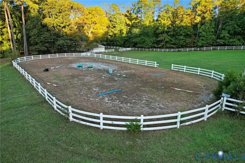 a view of outdoor space