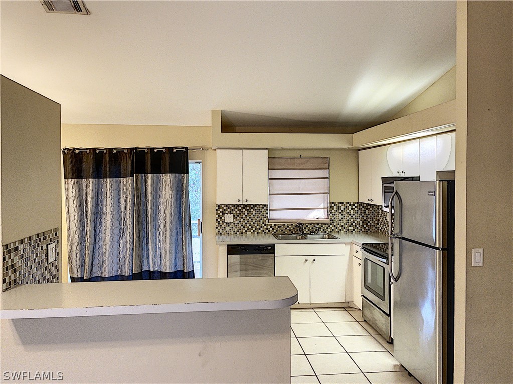 19162 Birch Road Fort Myers, FL 33967 - Photo 3 of 12 Gallery Image 3