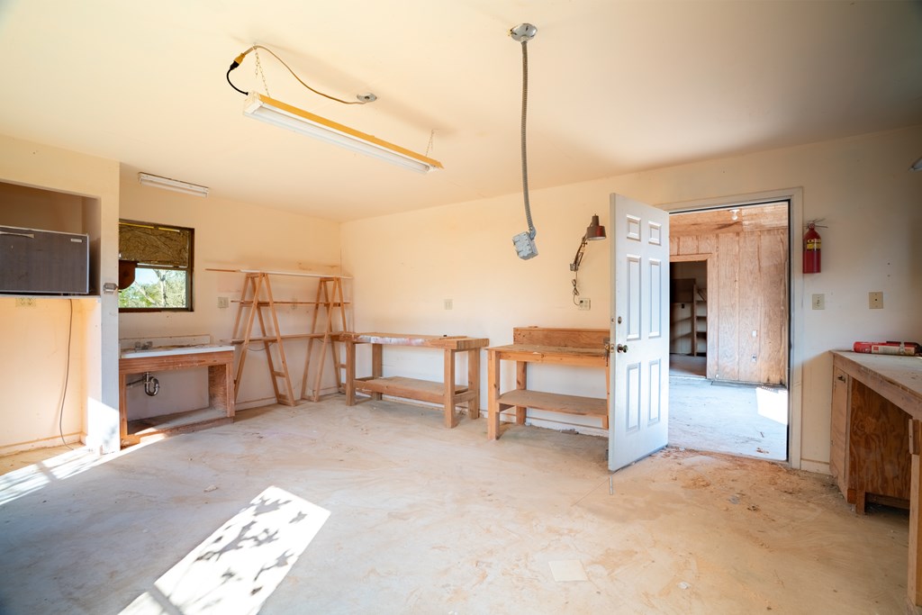 195 Red Bird Loop Center Point, TX 78010 - Photo 25 of 32