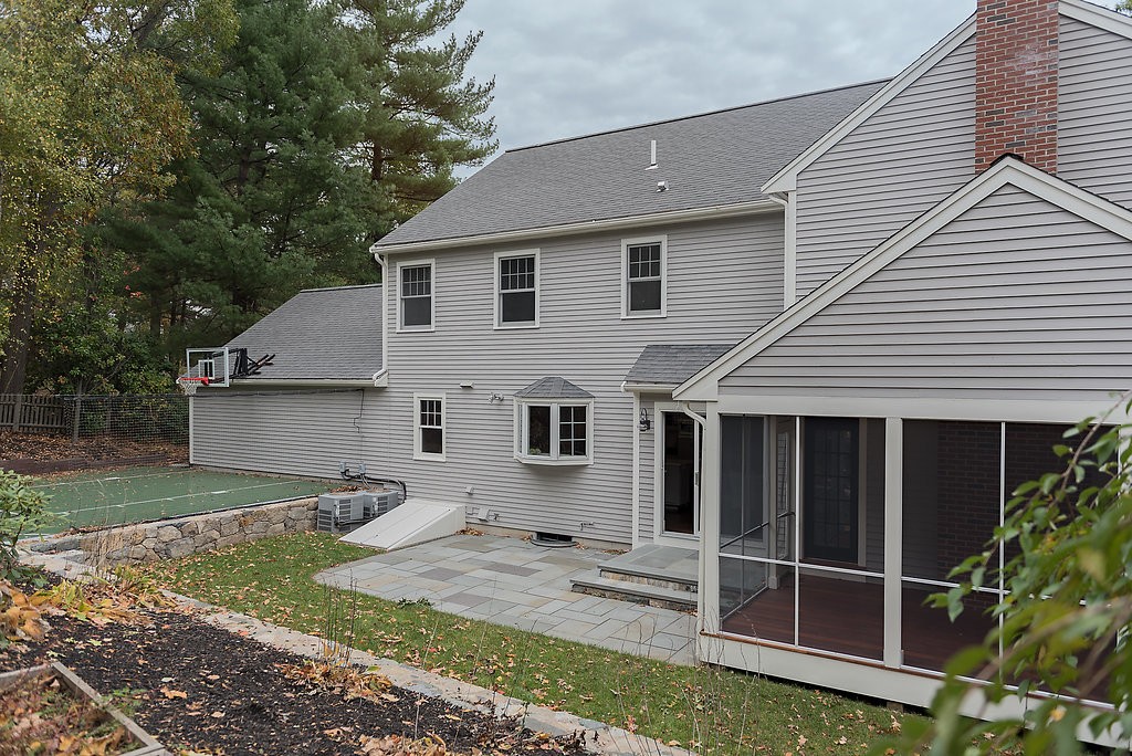 176 Paul Revere Road Needham, MA 02494 - Photo 14 of 21