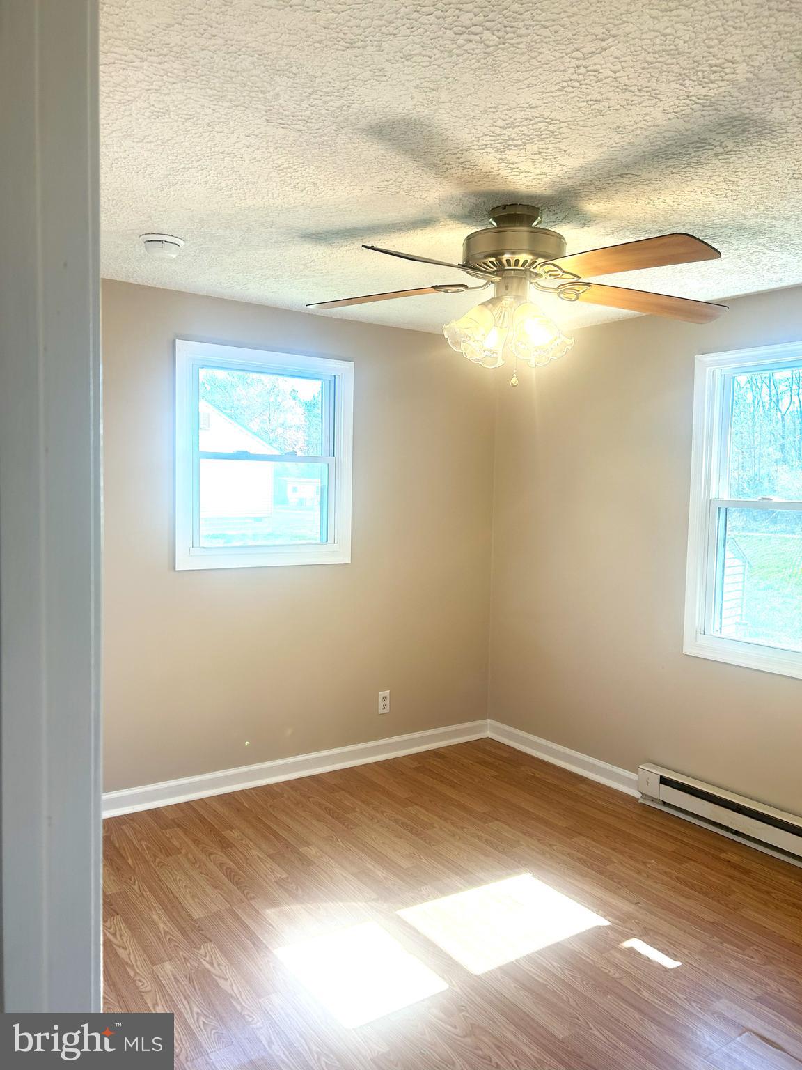 90 Charles Way Colonial Beach, VA 22443 - Photo 5 of 8 Gallery Image 5