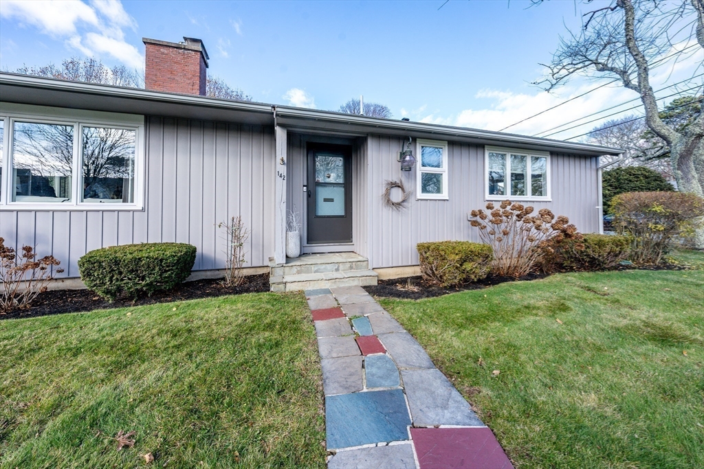 142 Chestnut Street Barnstable, MA 02601 - Photo 39 of 42 a front view of a house with garden
