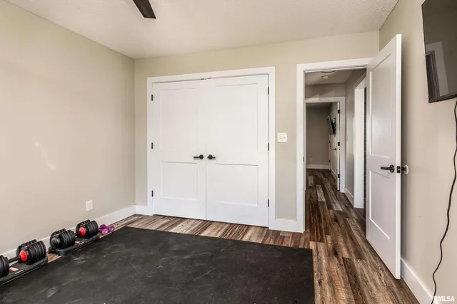 $339,000 | 2701 Hickory Lane, Marion, IL 62959