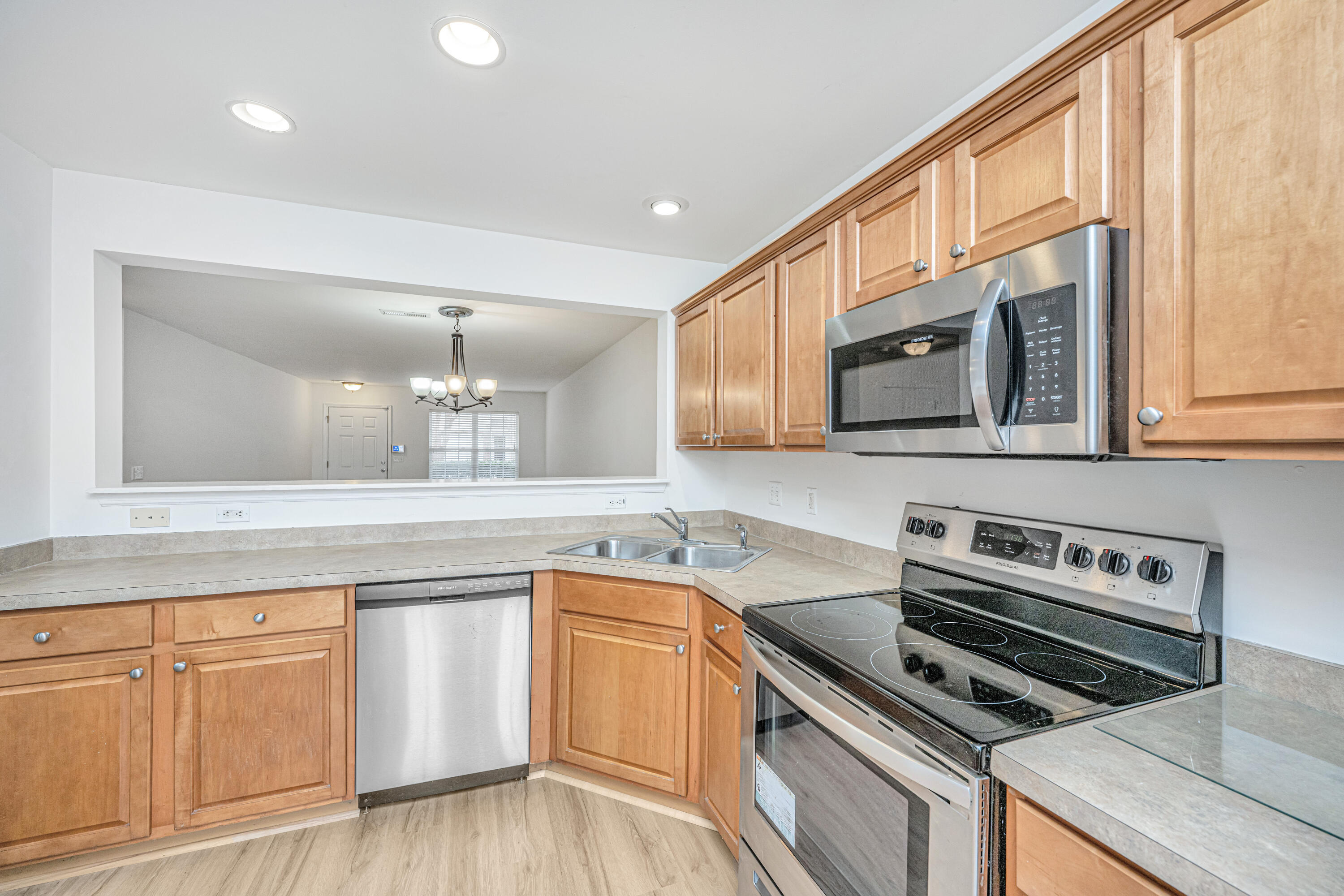 5222 Chicory Lane North Charleston, SC 29420 - Photo 15 of 51 5222ChicoryLn021