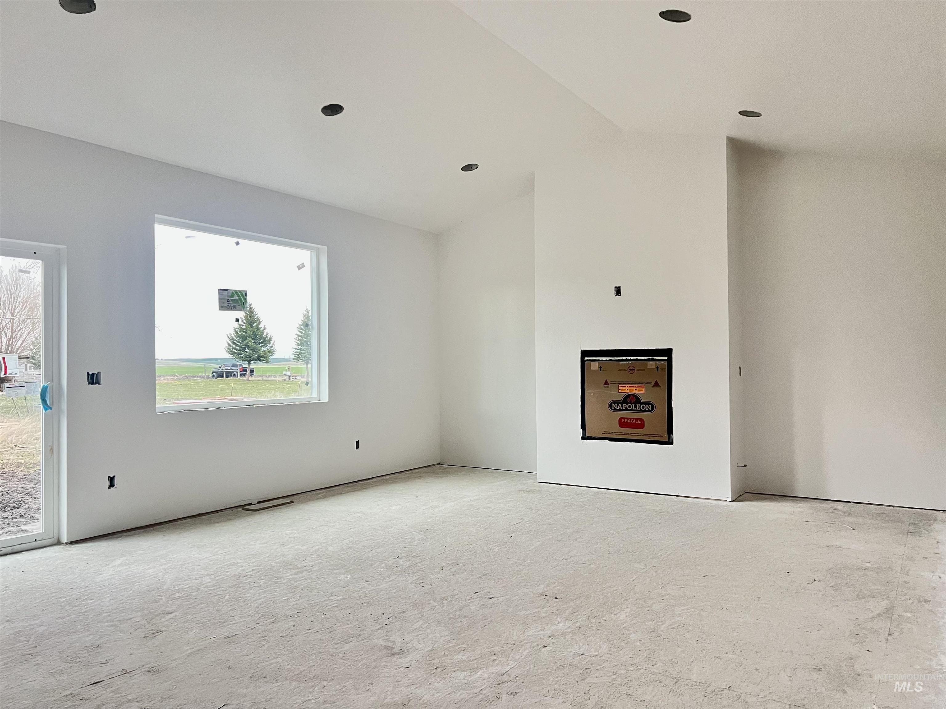 516 Maple Court Genesee, ID 83832 - Photo 4 of 14