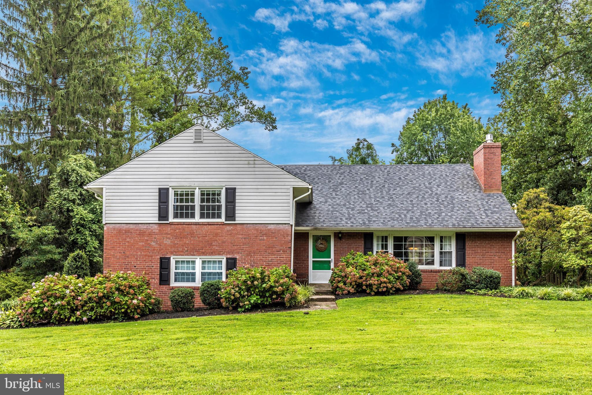 384 Woodcrest Road Wayne, PA 19087 - Photo 1 of 58