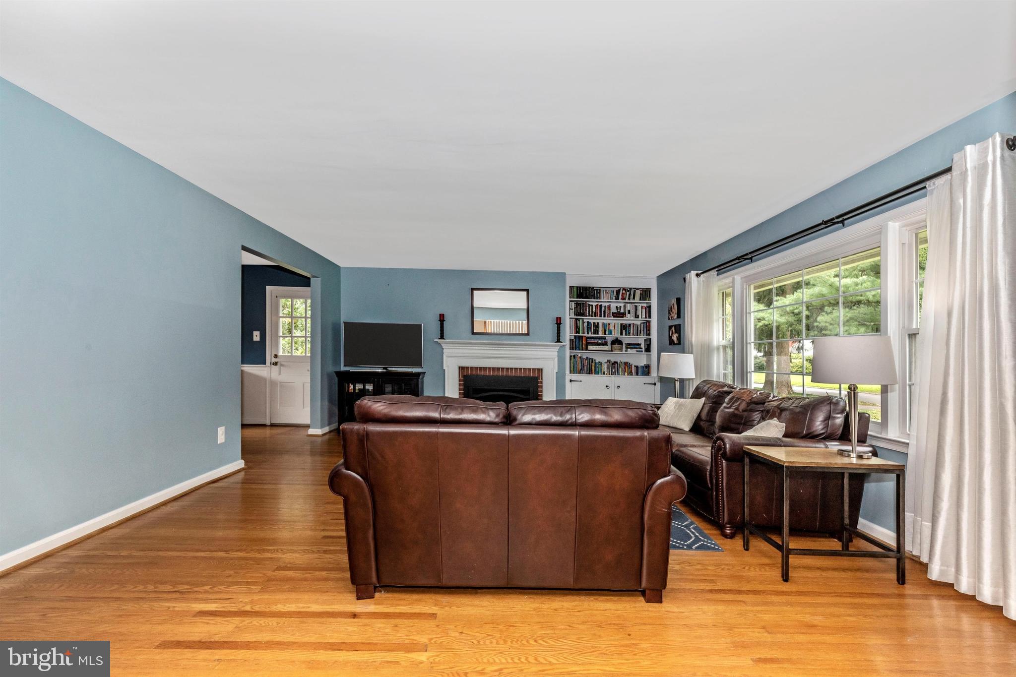 384 Woodcrest Road Wayne, PA 19087 - Photo 6 of 58