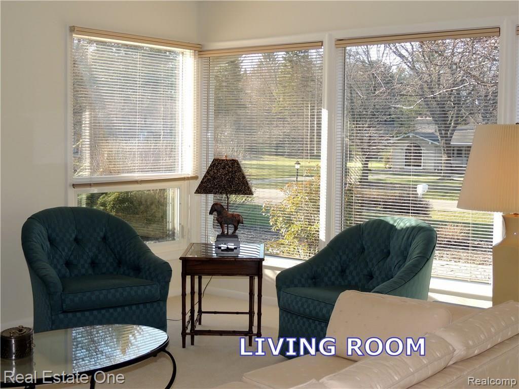 2301 Kingsford Road Rochester Hills, MI 48309 - Photo 4 of 16