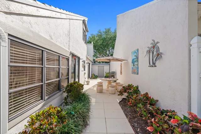 $625,000 | 17023 Traverse Circle, Jupiter, FL 33477