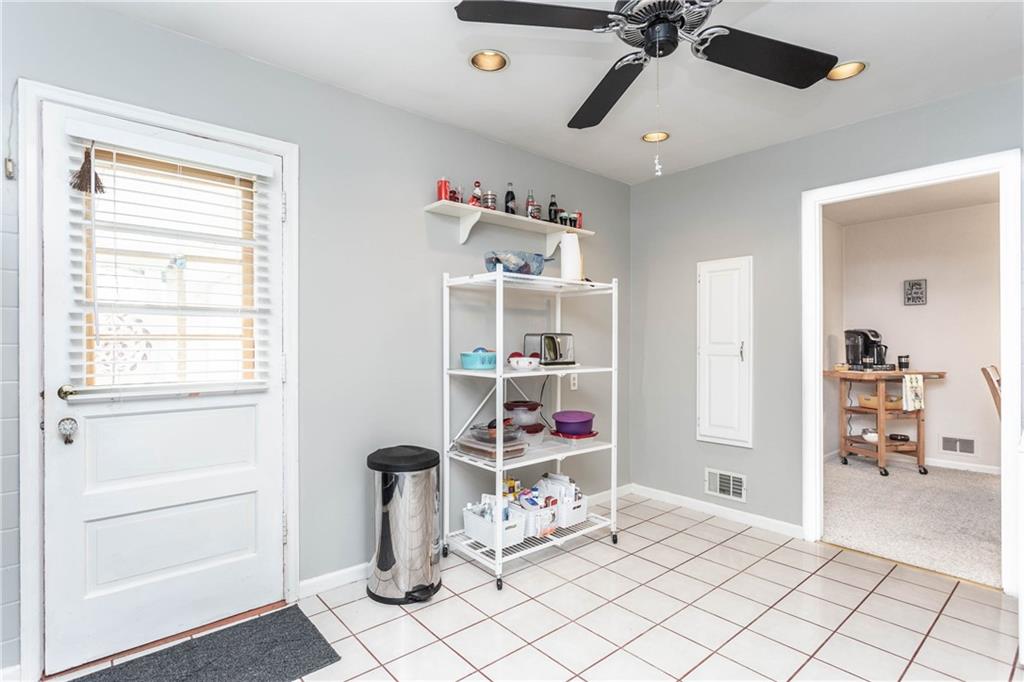 925 Longfellow Road Anderson, IN 46011 - Photo 14 of 28 Gallery Image 14