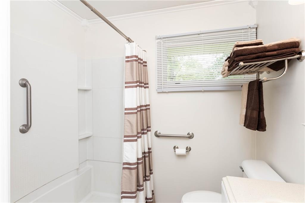 925 Longfellow Road Anderson, IN 46011 - Photo 18 of 28 Gallery Image 18
