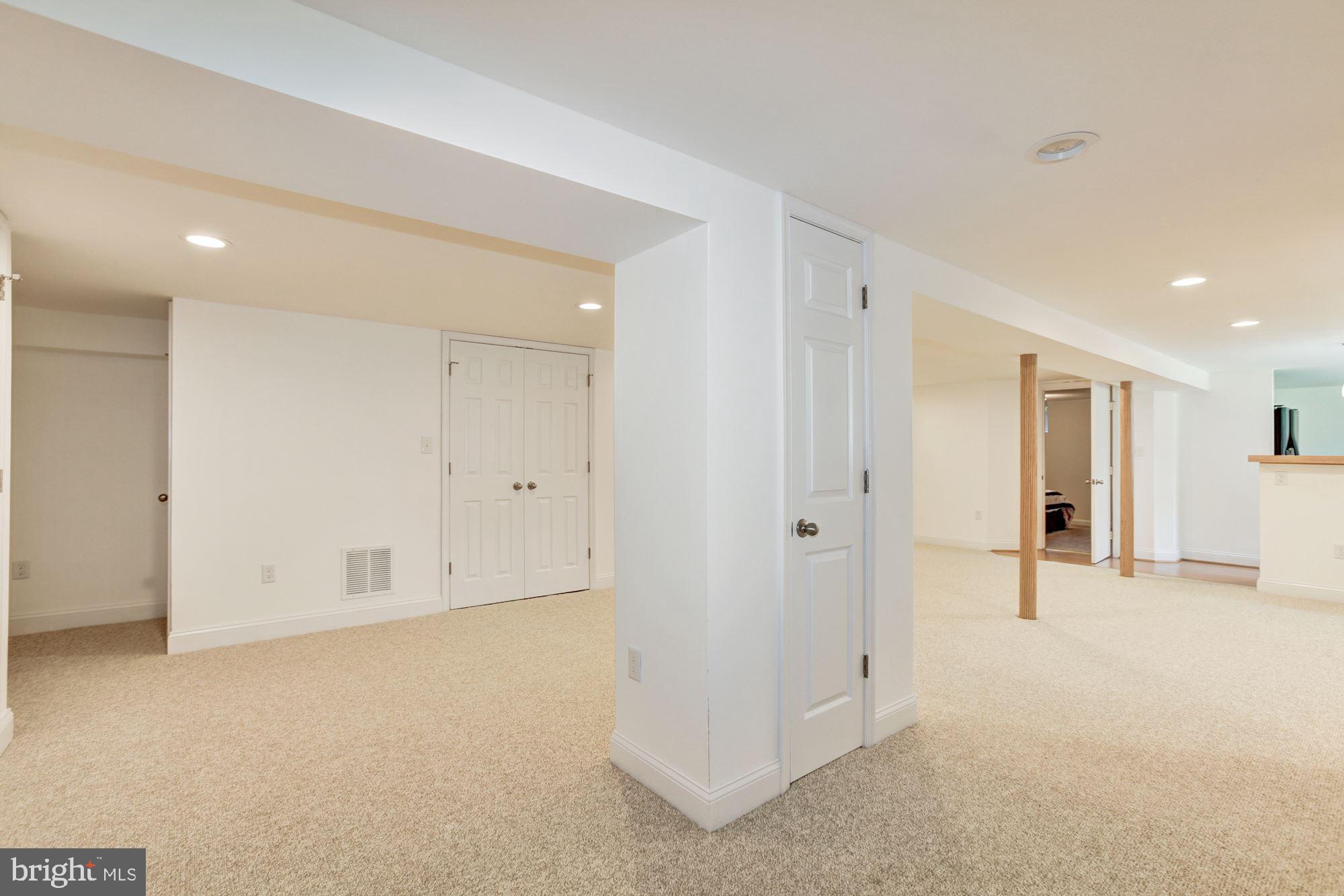 6629 Whitegate Road Clarksville, MD 21029 - Photo 27 of 44 Recreation Room