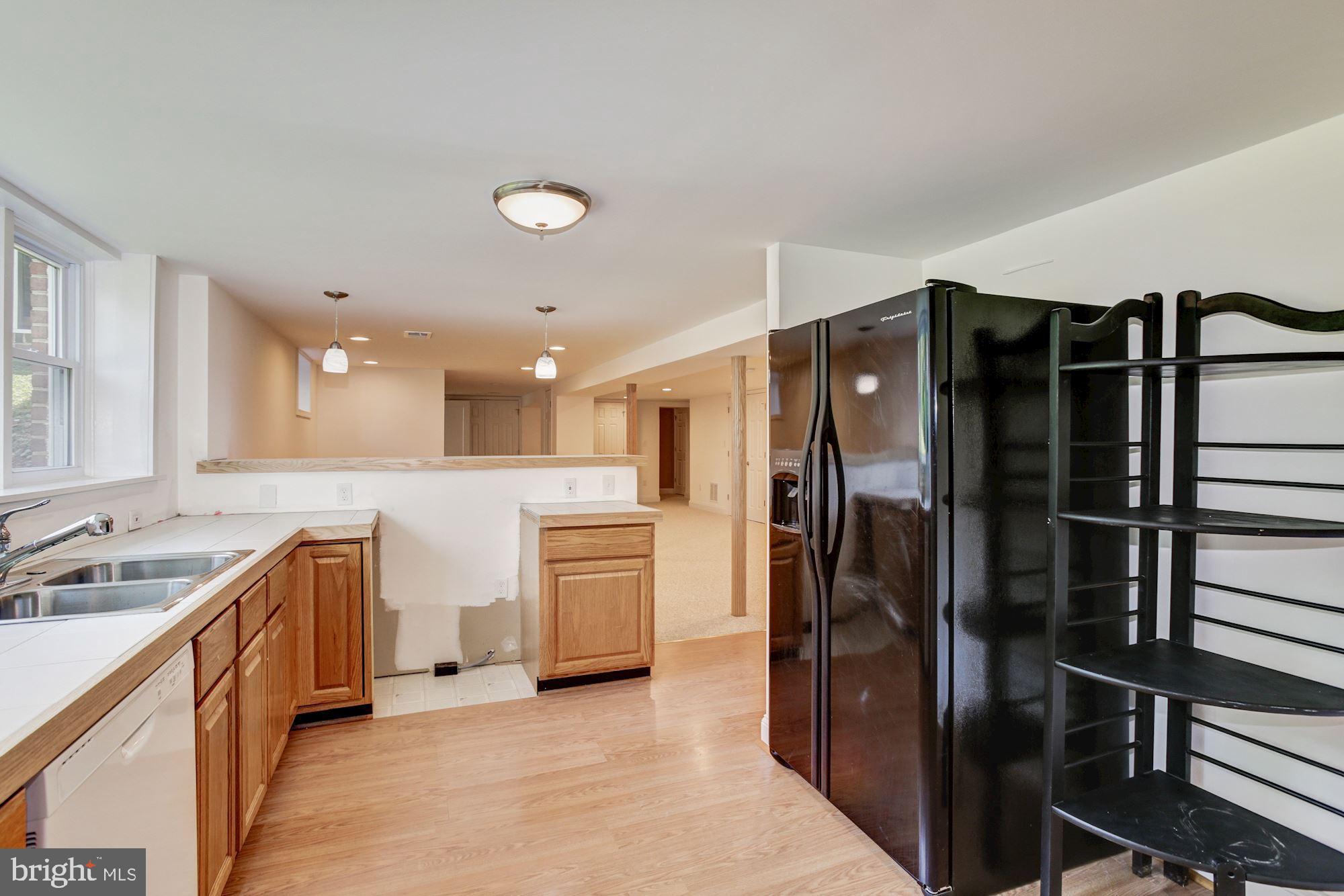6629 Whitegate Road Clarksville, MD 21029 - Photo 32 of 44 Full Second Kitchen