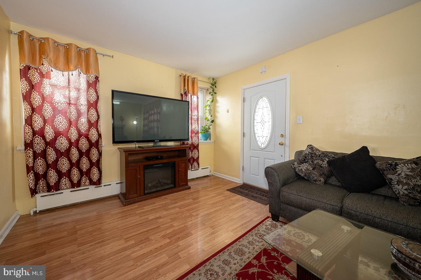12 Kenmore Road Upper Darby, PA 19082 - Photo 9 of 50 Family Room