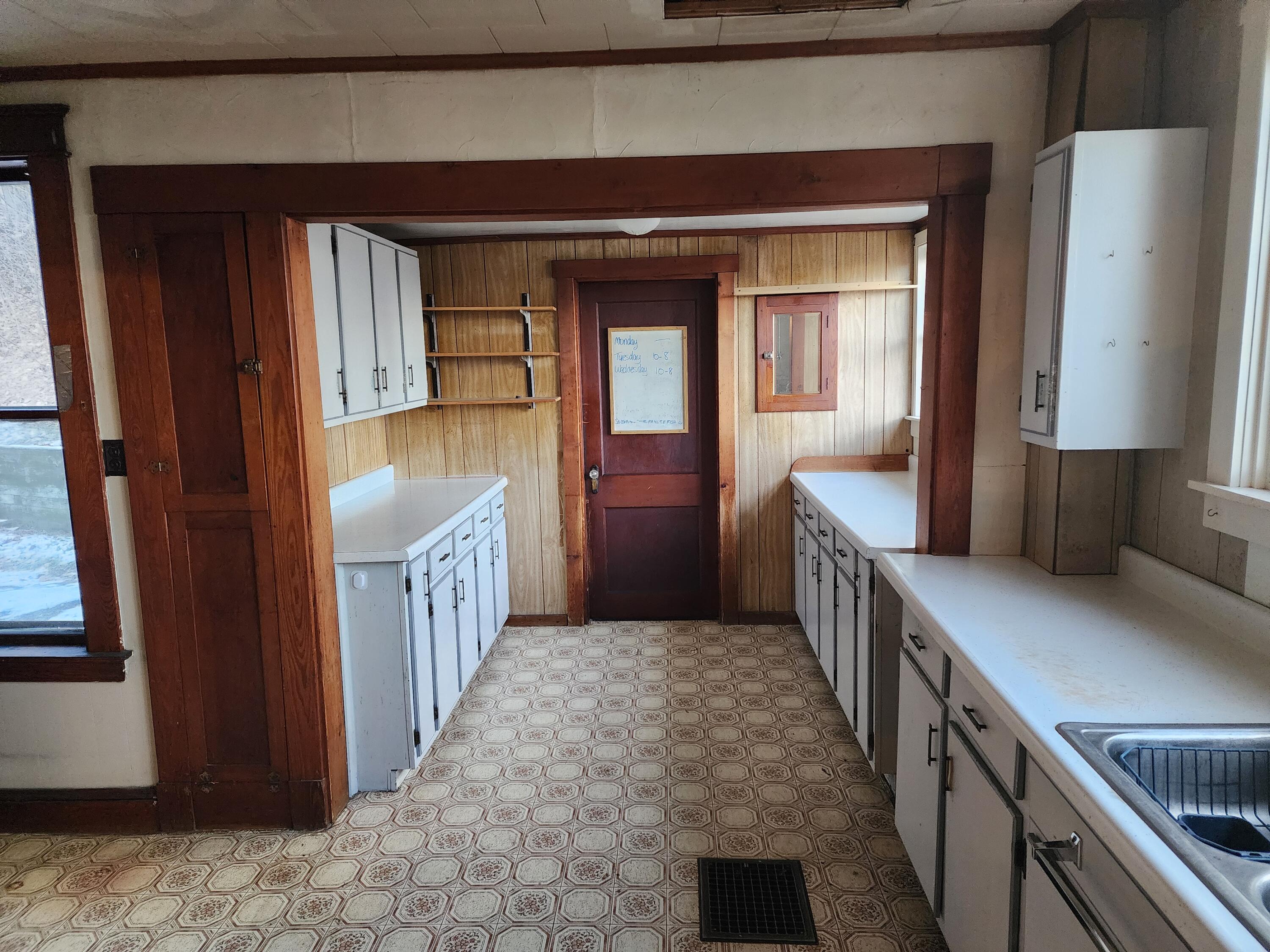 7 Beacon Street Livermore Falls, ME 04254 - Photo 9 of 19 20251120_075401