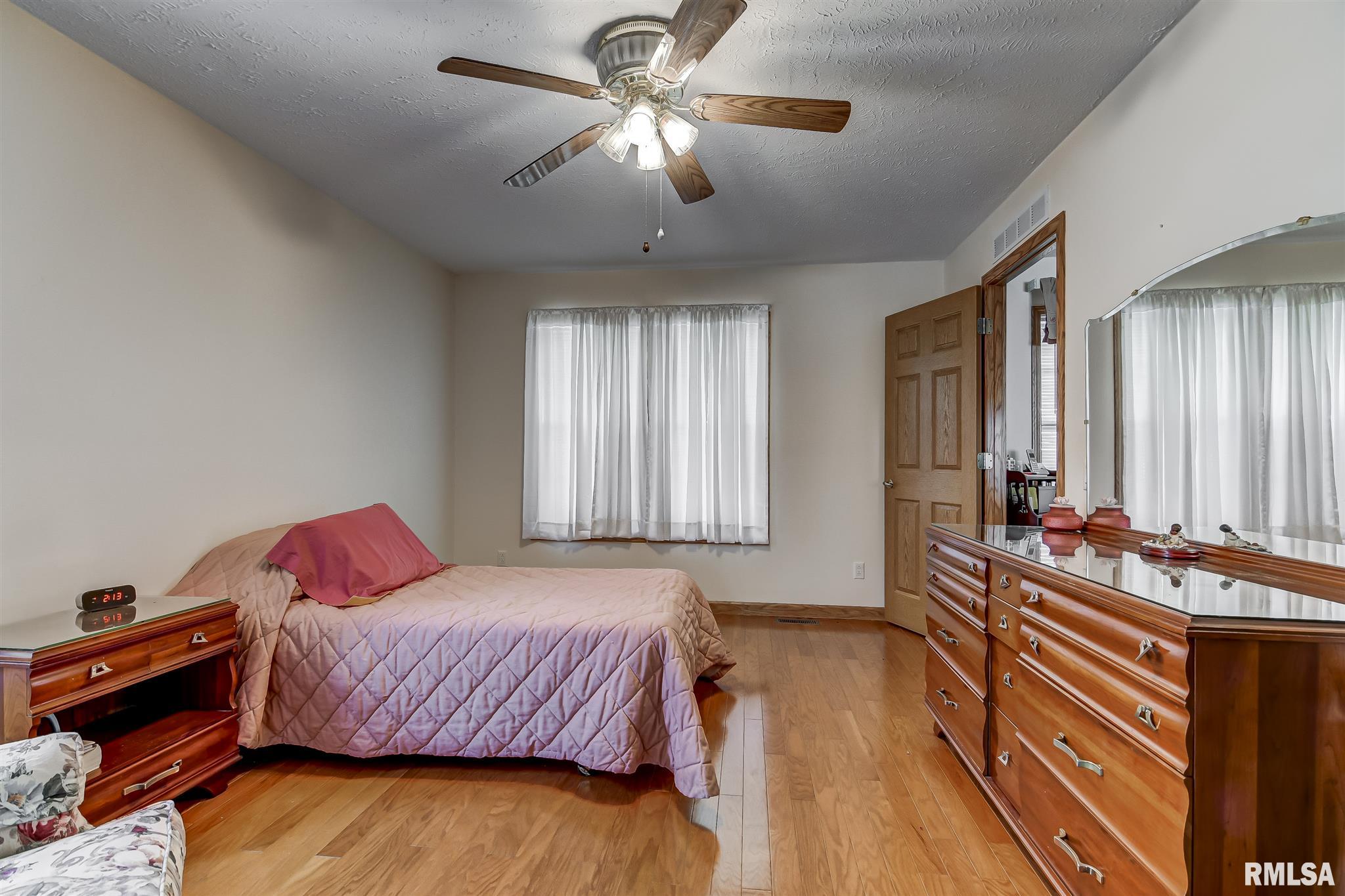 2800 Vía Rosso, Unit 121 Springfield, IL 62703 - Photo 10 of 14 Gallery Image 10