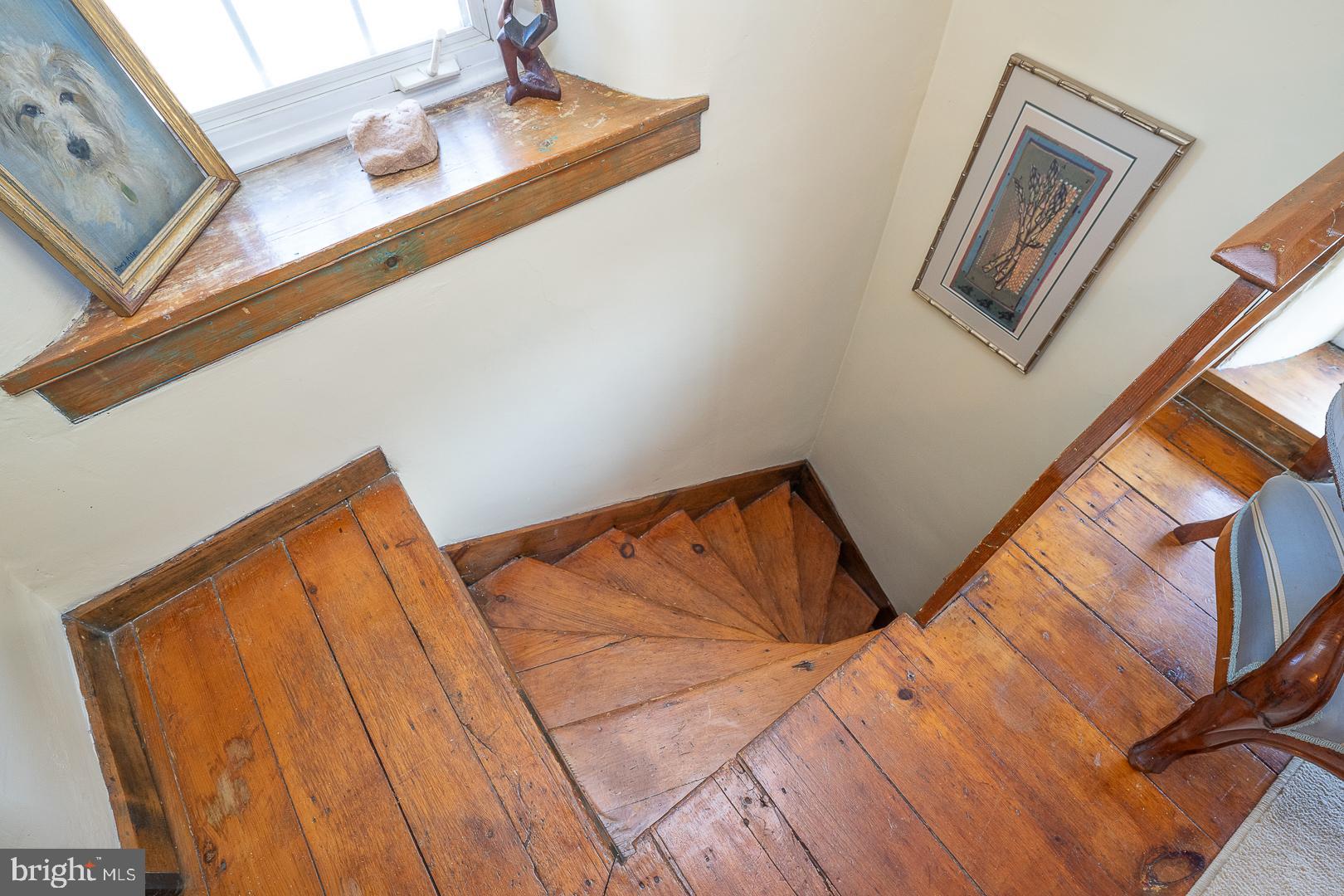 526 Egypt Road Phoenixville, PA 19460 - Photo 22 of 64 back steps