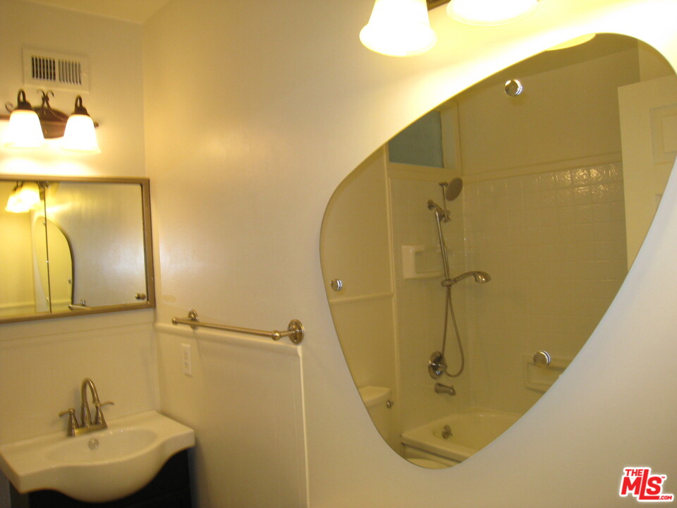 25072 Wiley Canyon Road Newhall, CA 91321 - Photo 19 of 45