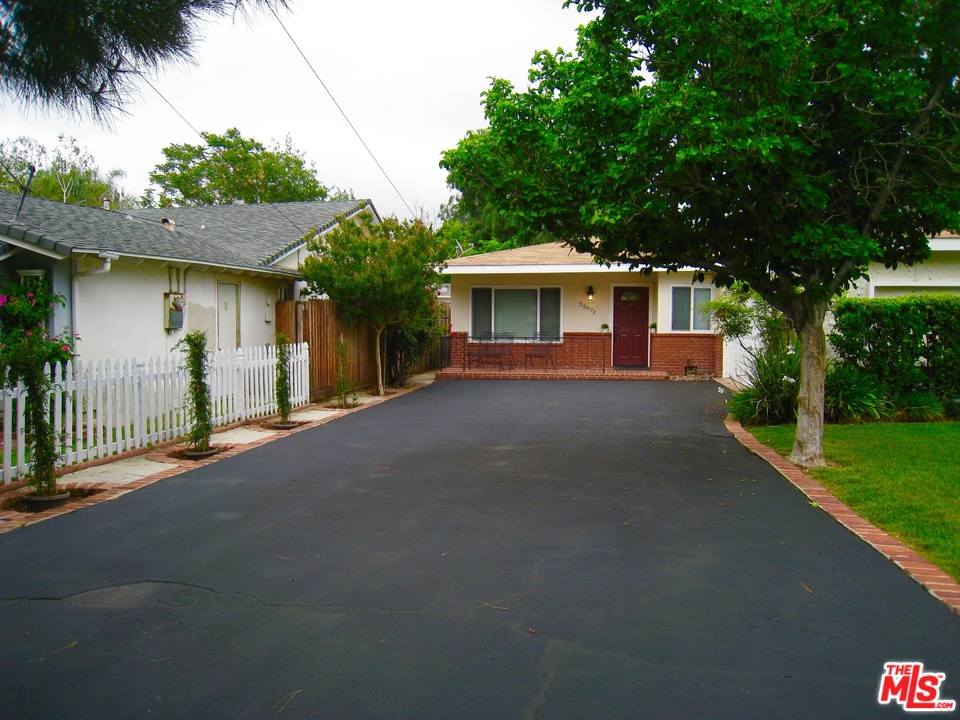 25072 Wiley Canyon Road Newhall, CA 91321 - Photo 3 of 45