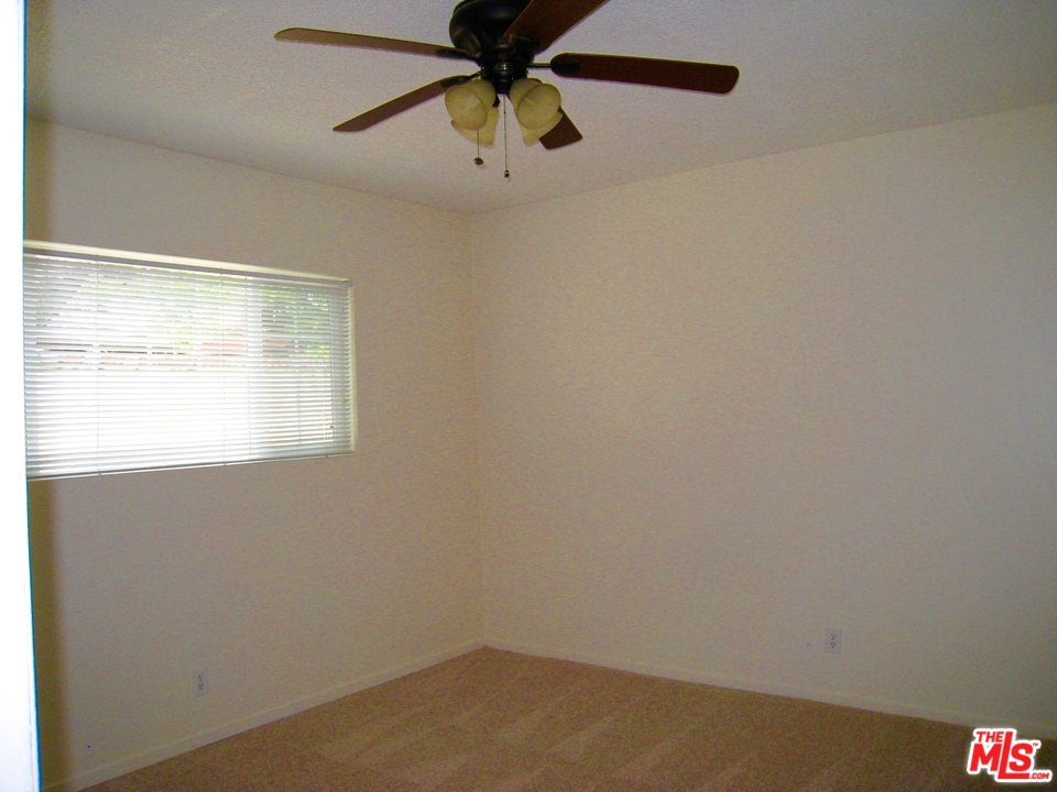 25072 Wiley Canyon Road Newhall, CA 91321 - Photo 27 of 45