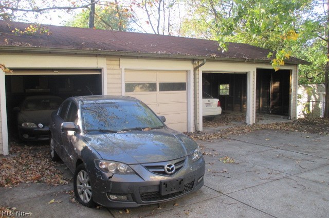 2328 South Overlook Road Cleveland, OH 44106 - Photo 2 of 4 Gallery Image 2