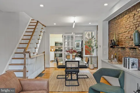 $550,000 | 526 South LeCount Street, Philadelphia, PA 19146