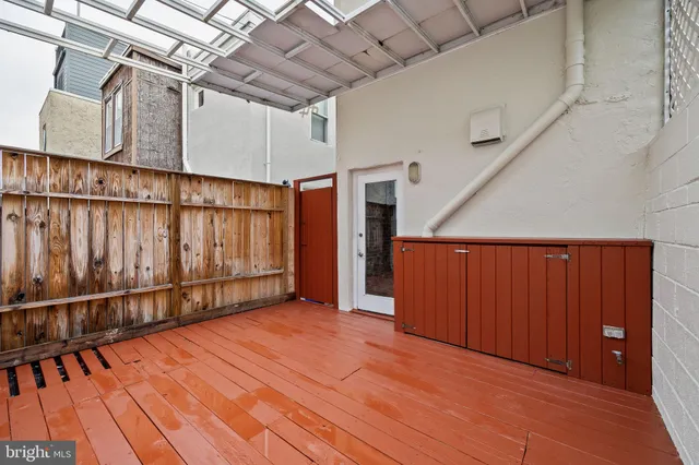 $550,000 | 526 South LeCount Street, Philadelphia, PA 19146