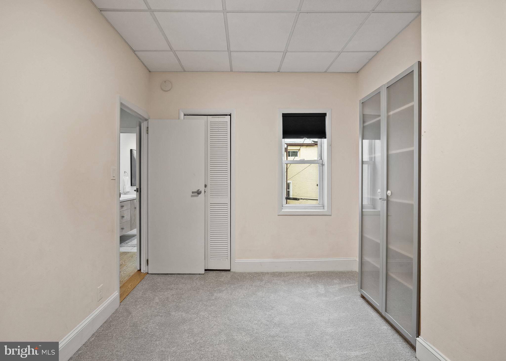 526 South LeCount Street Philadelphia, PA 19146 - Photo 30 of 51