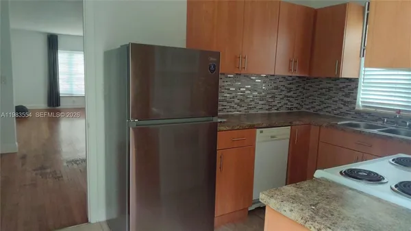 $2,600 | 233 Madeira Avenue, Unit 1, Coral Gables, FL 33134