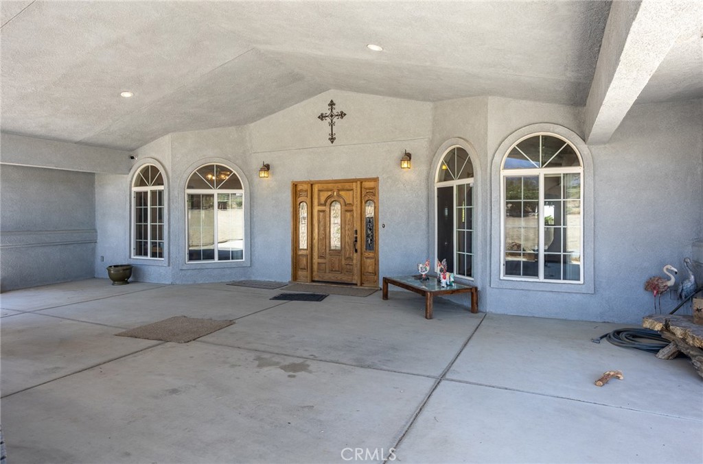 1220 Smoke Tree Road Pinon Hills, CA 92372 - Photo 4 of 46 Covered Parking