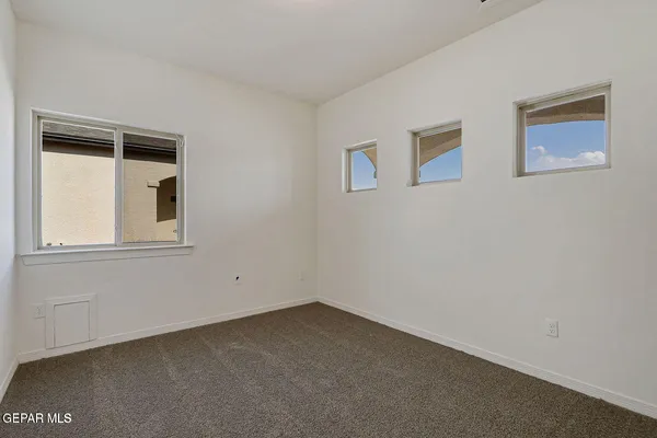 $257,950 | 13147 Emerald Hls Avenue, Horizon City, TX 79928