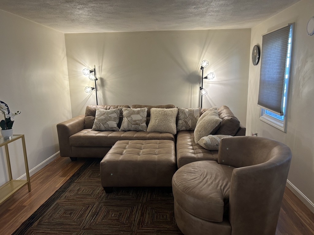 810 Lawrence Street, Unit C Lowell, MA 01852 - Photo 4 of 20