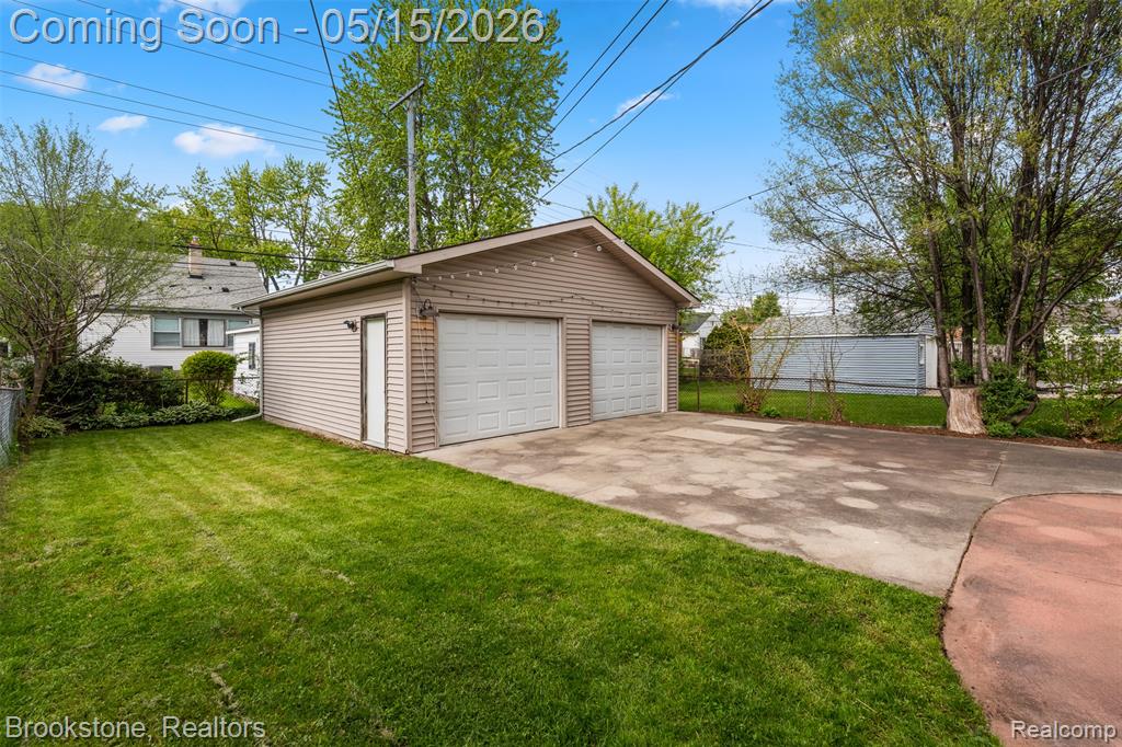 142 Massoit Street Clawson, MI 48017 - Photo 35 of 44