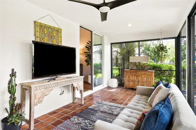 $599,000 | 5656 Pipers Waite, Unit 34, Sarasota, FL 34235