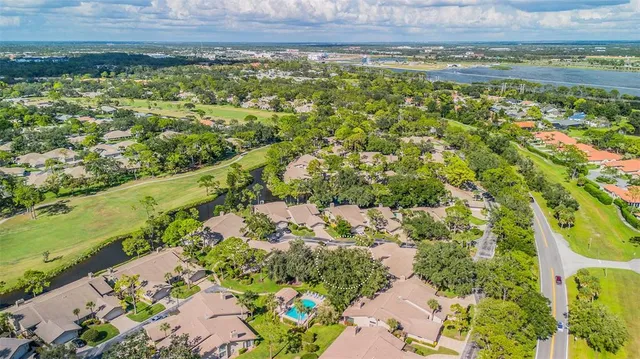 $599,000 | 5656 Pipers Waite, Unit 34, Sarasota, FL 34235