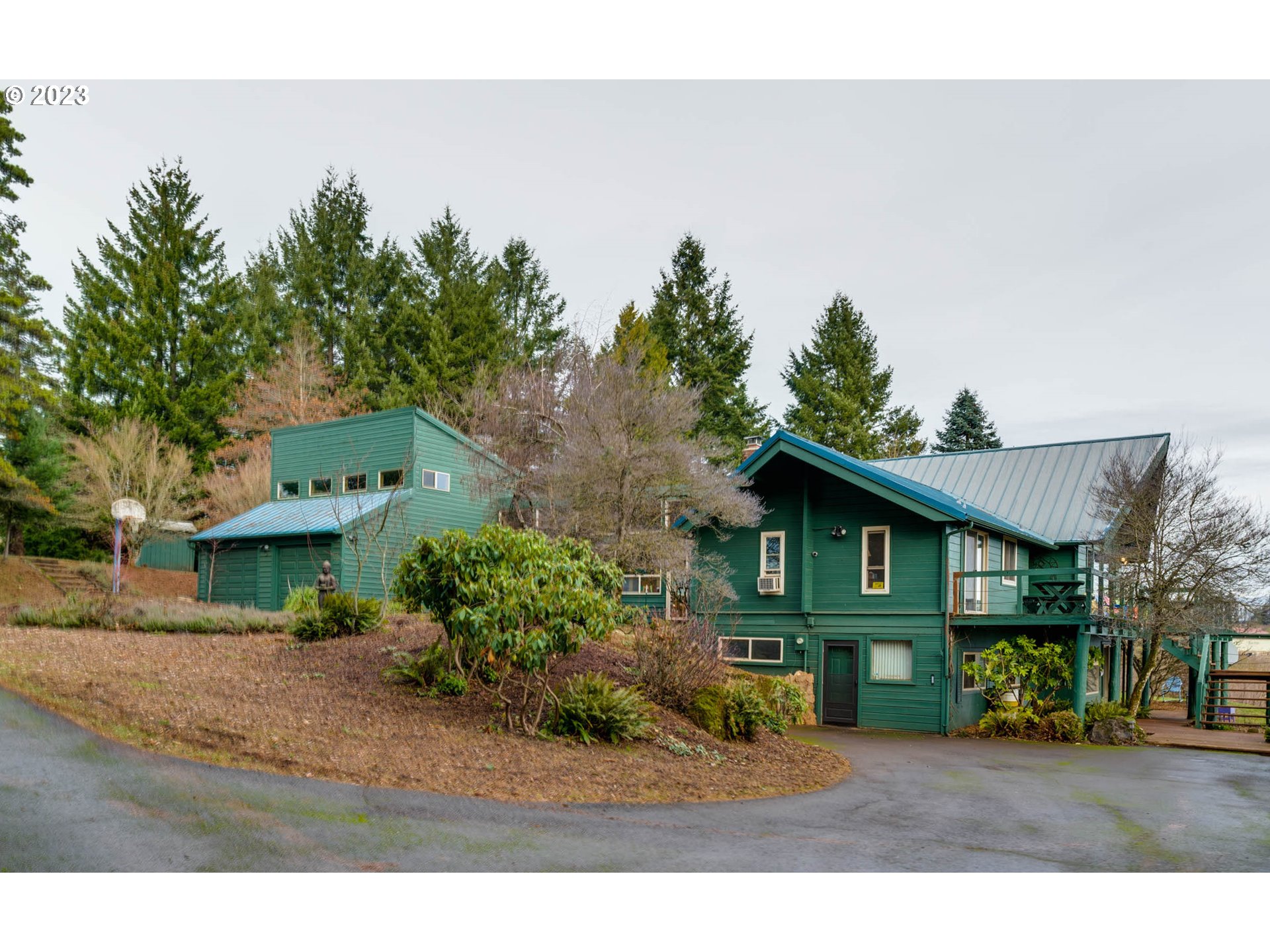 9255 Northeast Powell Hill Road Dundee, OR 97115 - Photo 2 of 8 Gallery Image 2