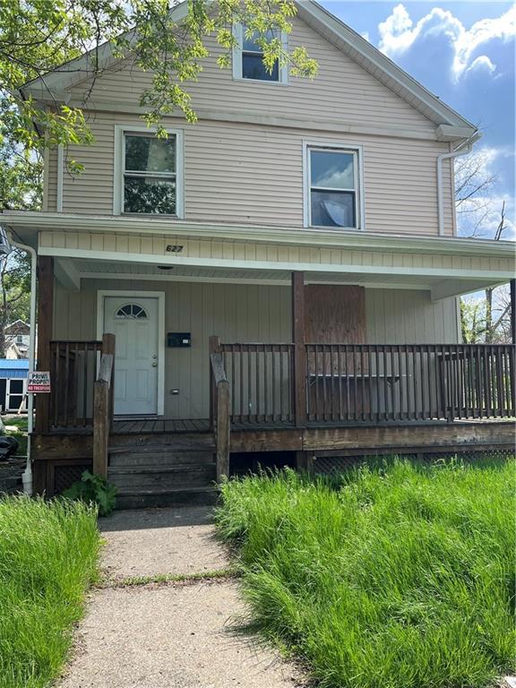 627 Raymond Street New Castle, PA 16101 - Photo 1 of 3