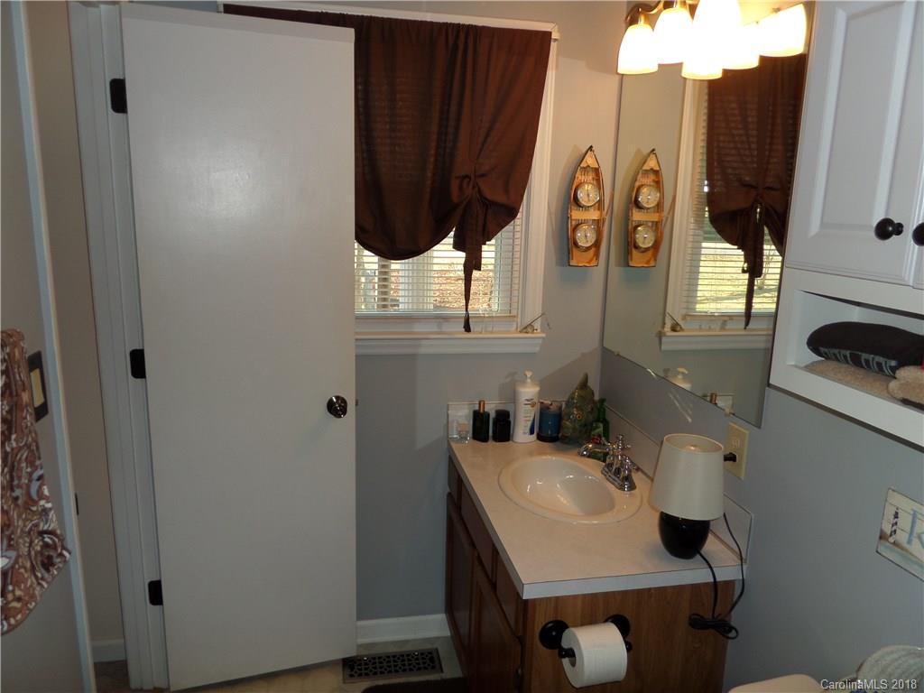 338 Helmstetler Road, Unit 4 Lexington, NC 27295 - Photo 21 of 25