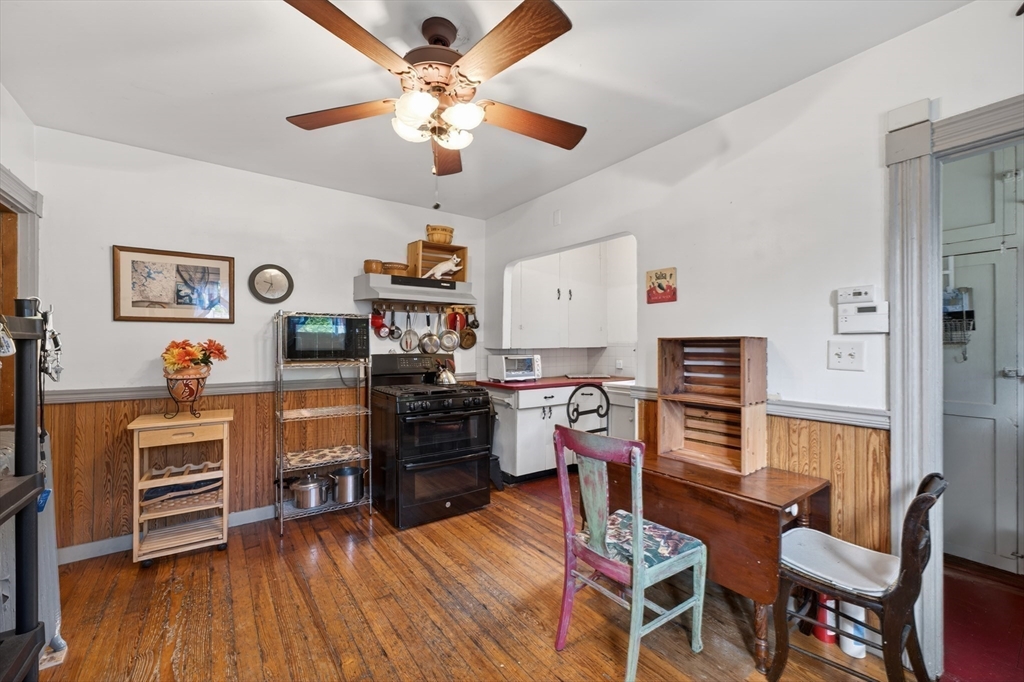 34 Bridge Street Fairhaven, MA 02719 - Photo 10 of 34
