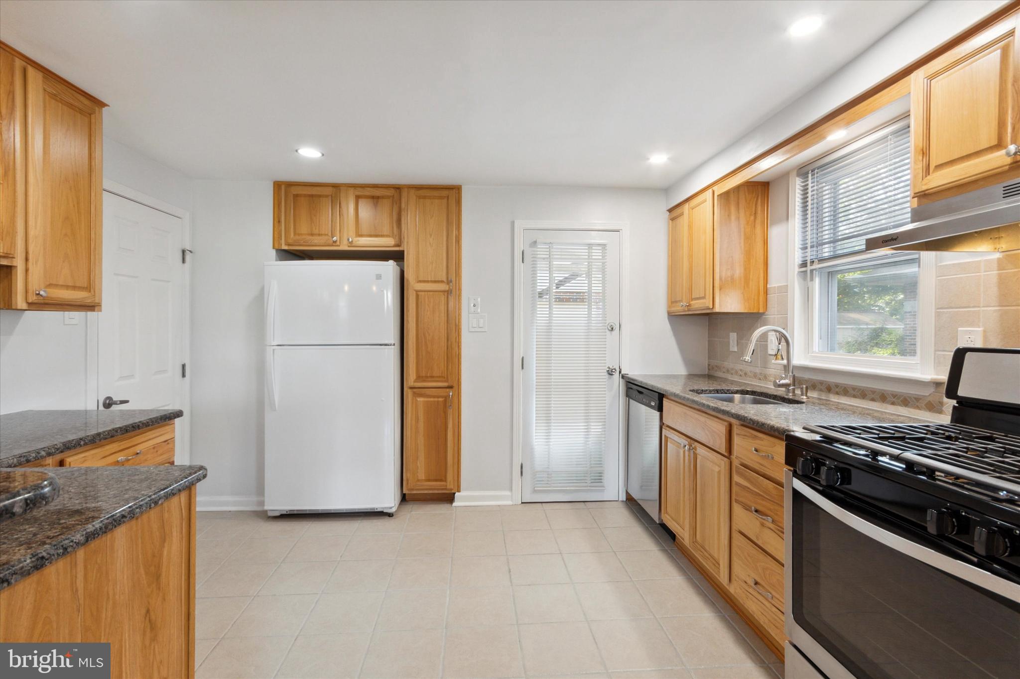 721 Darby Road Ridley Park, PA 19078 - Photo 7 of 14 Gallery Image 7