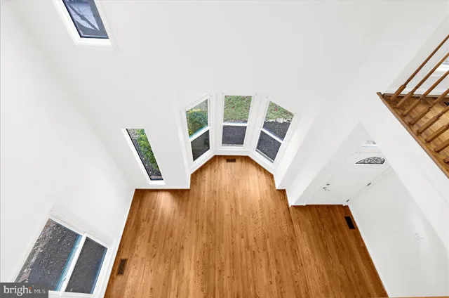 $530,000 | 203 Lake Coventry Drive, Frederick, MD 21702