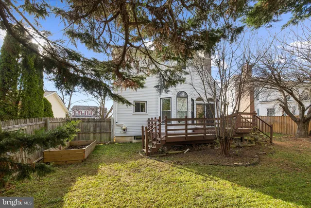 $530,000 | 203 Lake Coventry Drive, Frederick, MD 21702