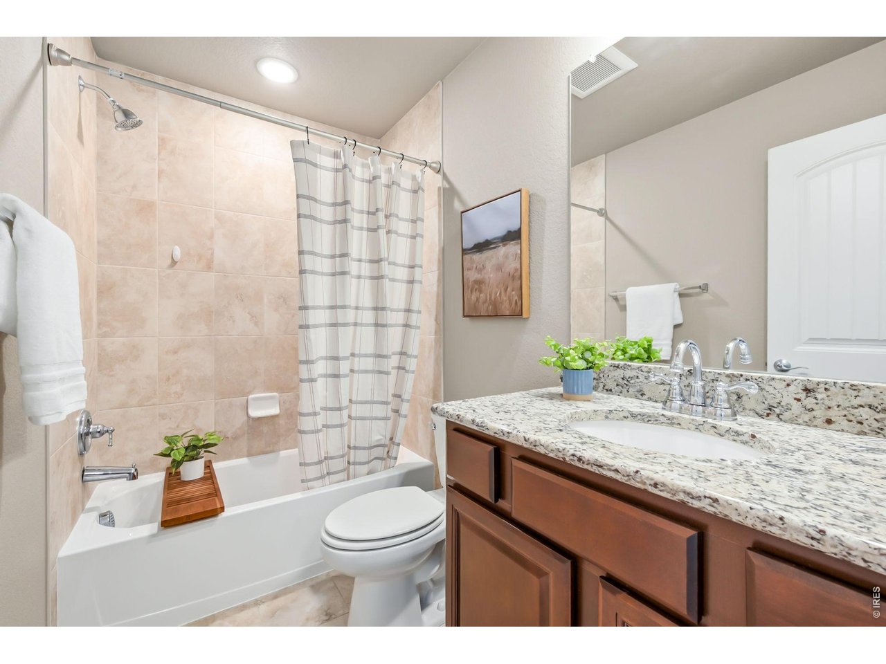 2420 Ridge Top Drive, Unit 4 Fort Collins, CO 80526 - Photo 17 of 22 2nd full bath