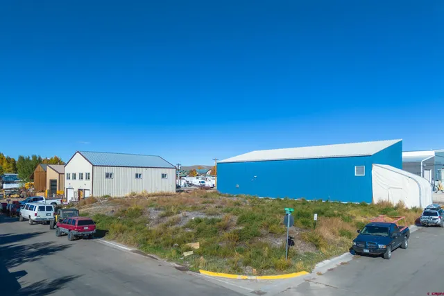 a view of outdoor space and garden