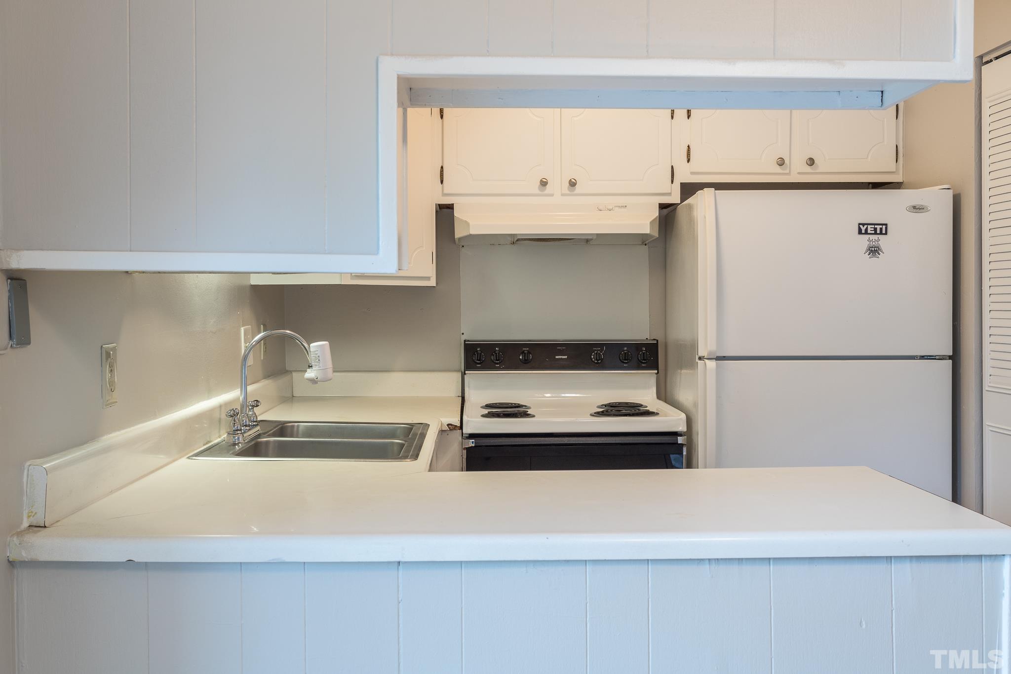 5602 Falls Of Neuse Road, Unit D Raleigh, NC 27609 - Photo 13 of 29 Gallery Image 13