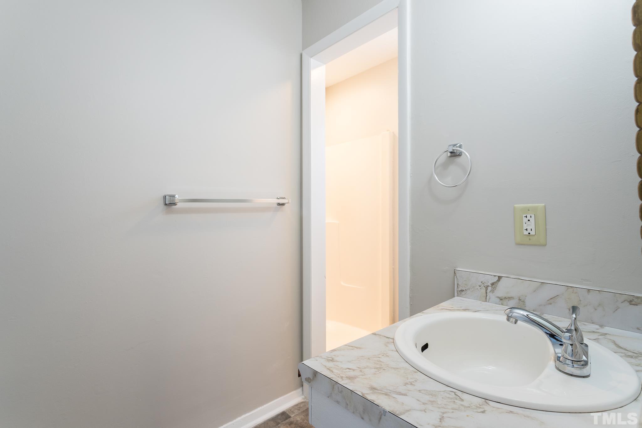 5602 Falls Of Neuse Road, Unit D Raleigh, NC 27609 - Photo 23 of 29 Gallery Image 23