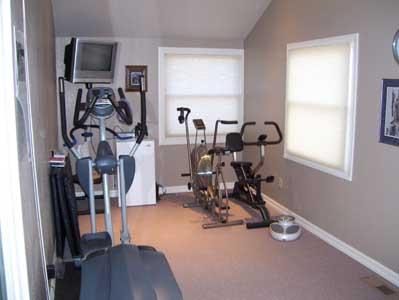 2341 Rosenkranz Road Tieton, WA 98947 - Photo 10 of 23 a view of a room with gym equipment